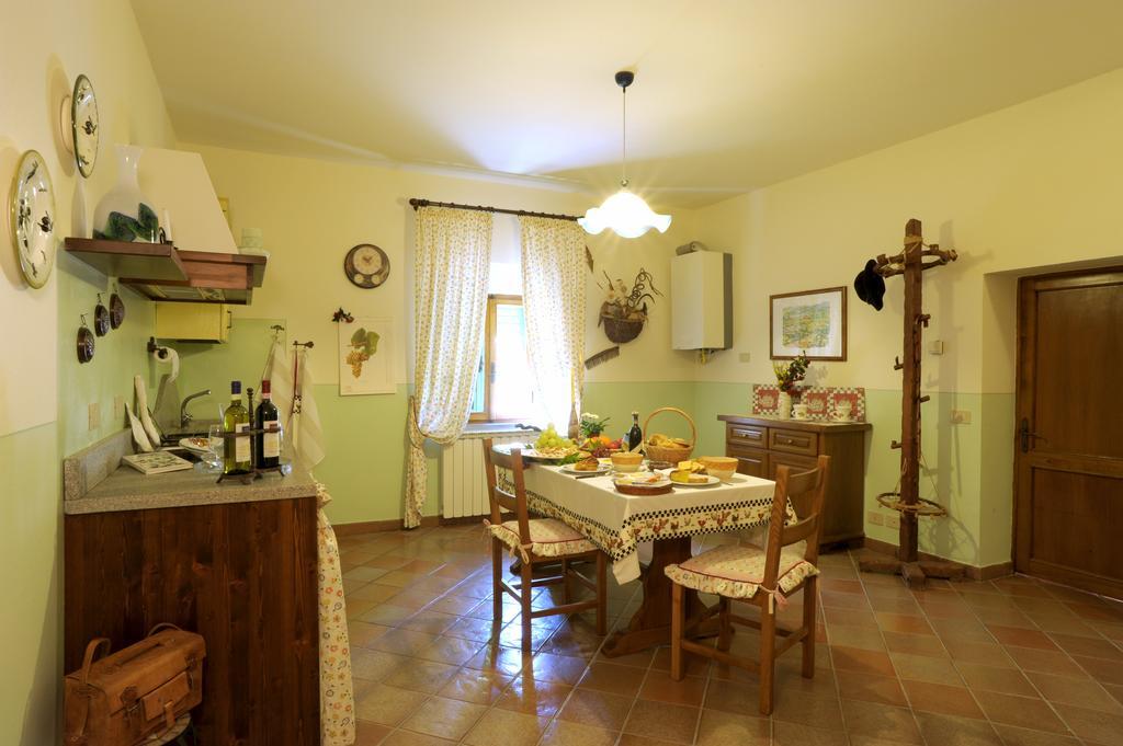 Agriturismo Podere Poggio Ai Cieli San Gimignano Room photo